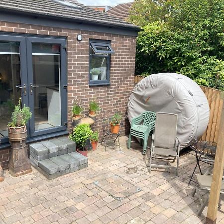 Beautiful Detached Private Annex In Great Location Apartamento Manchester Exterior foto