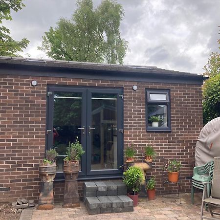 Beautiful Detached Private Annex In Great Location Apartamento Manchester Exterior foto