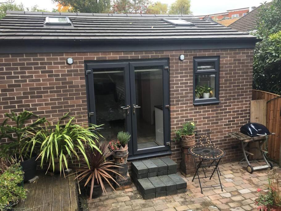 Beautiful Detached Private Annex In Great Location Apartamento Manchester Exterior foto
