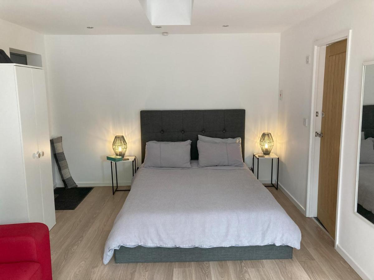 Beautiful Detached Private Annex In Great Location Apartamento Manchester Exterior foto